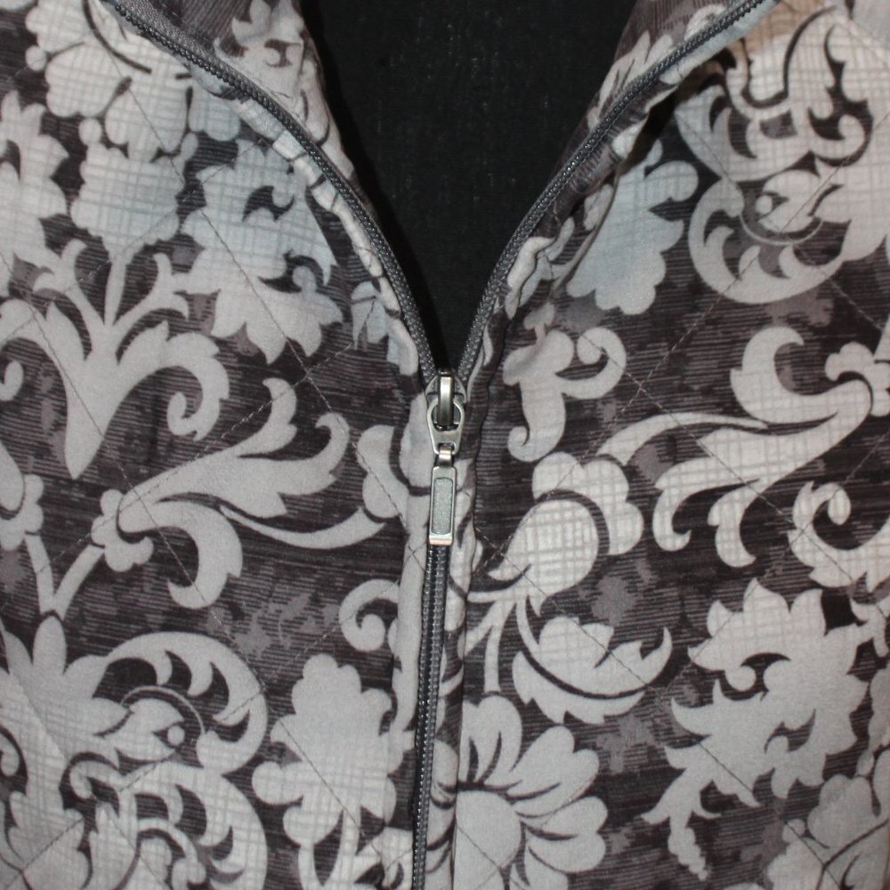 Croft & Barrow Quilted Floral Patterned Zip Up Vest - Picture 3 of 15